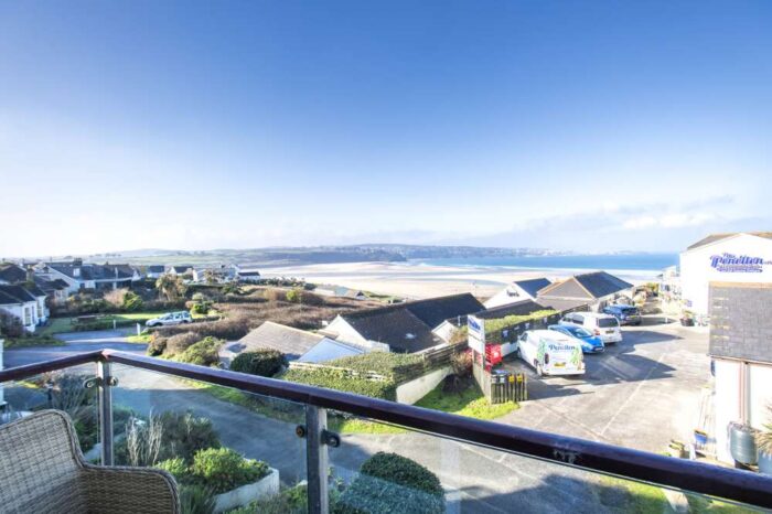 Sea View Look