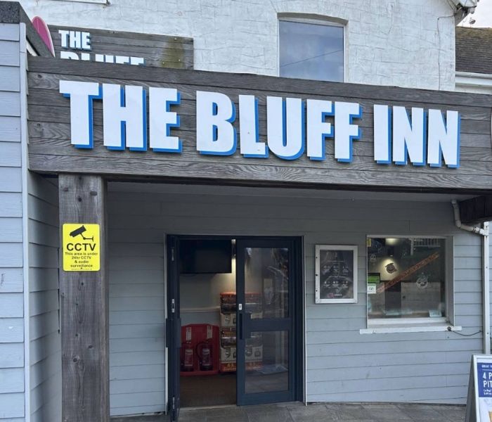 The Bluff Inn